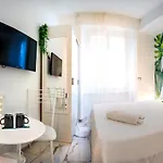 Ora Blu Πανσιόν 3*