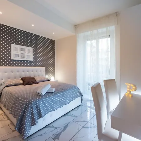 Ora Blu Guest house *
